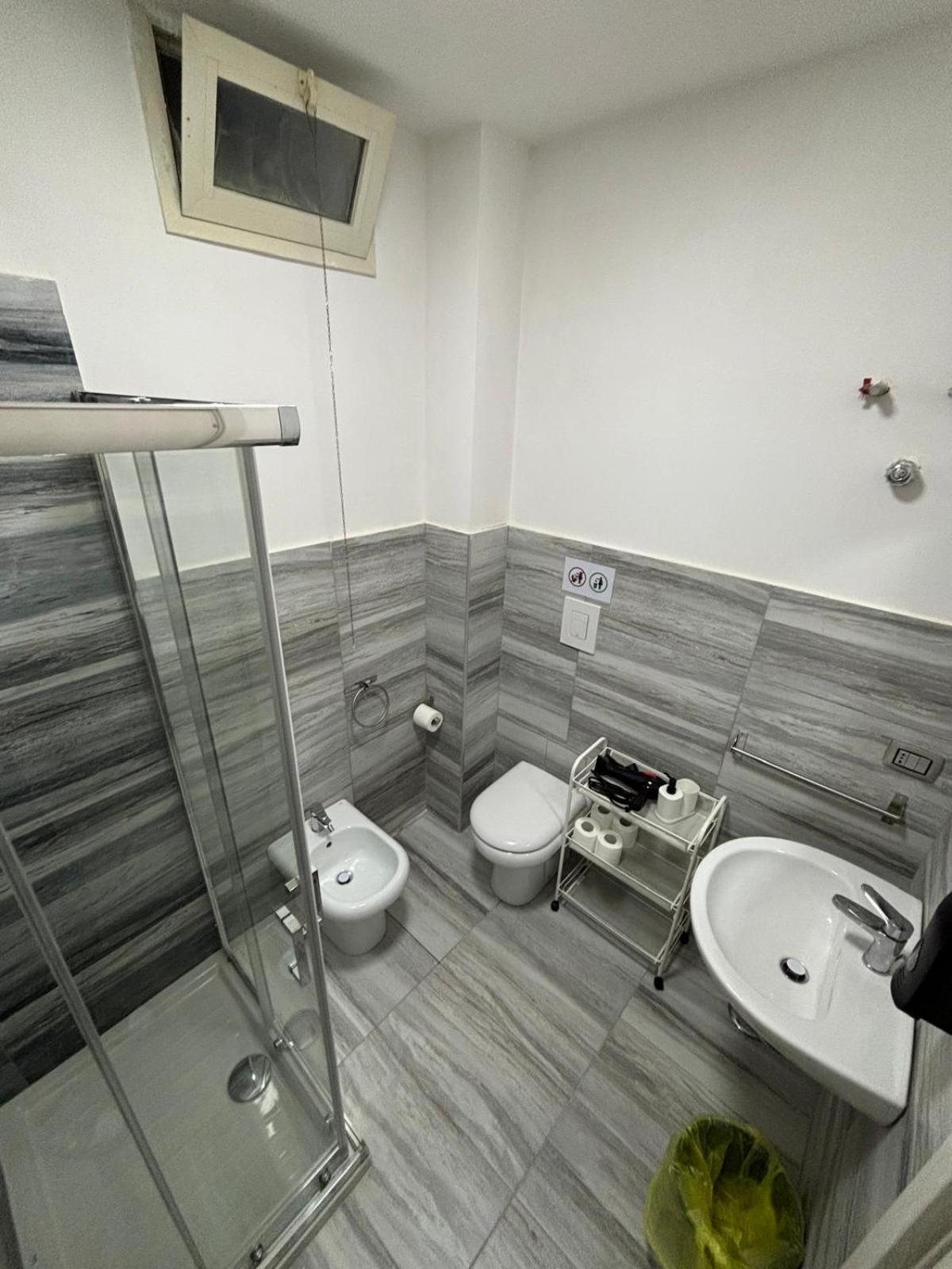 Na City Rooms เนเปิลส์ ภายนอก รูปภาพ