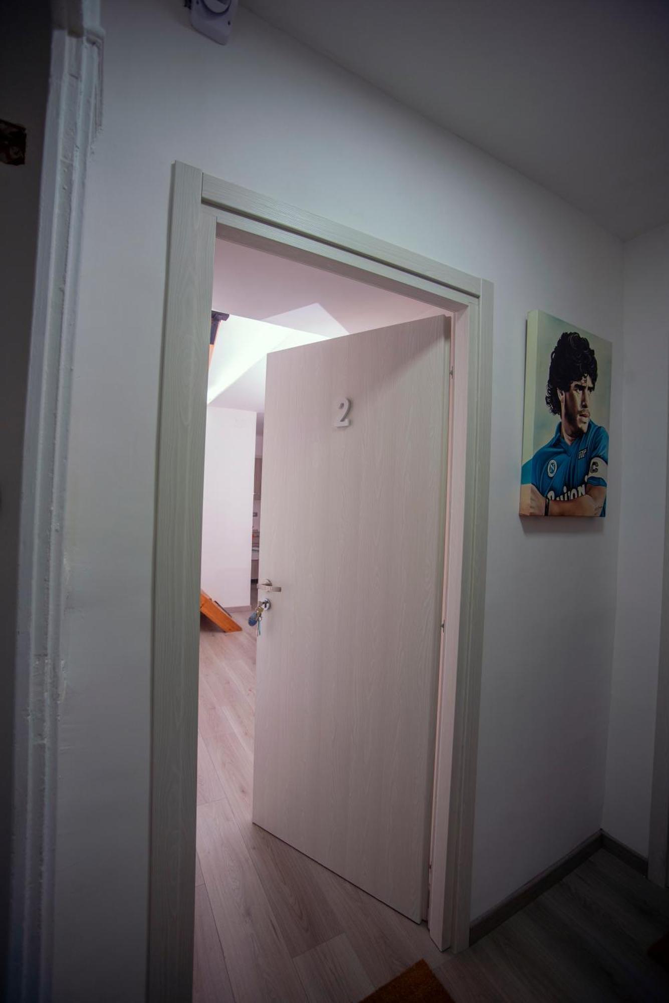 Na City Rooms เนเปิลส์ ภายนอก รูปภาพ