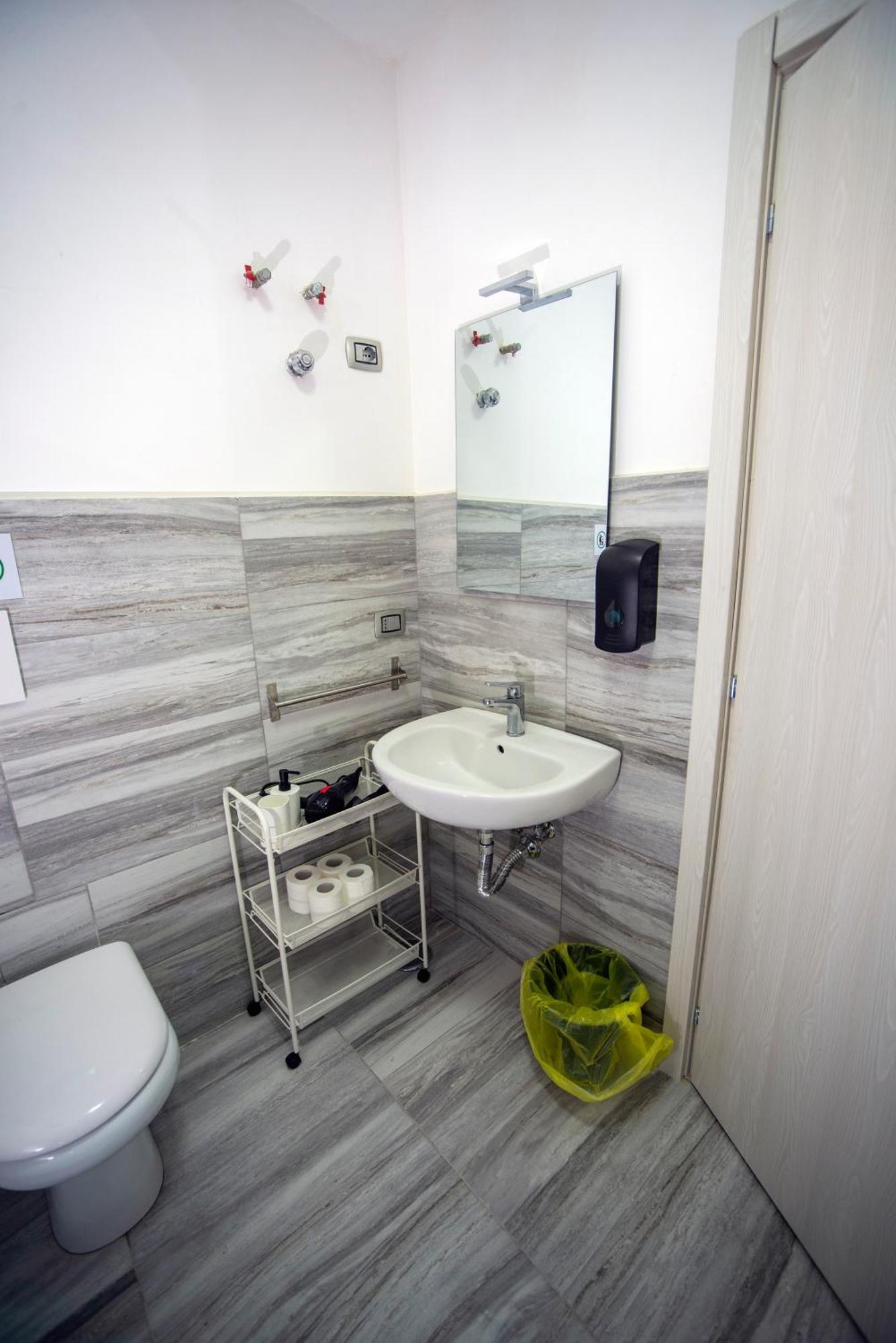 Na City Rooms เนเปิลส์ ภายนอก รูปภาพ