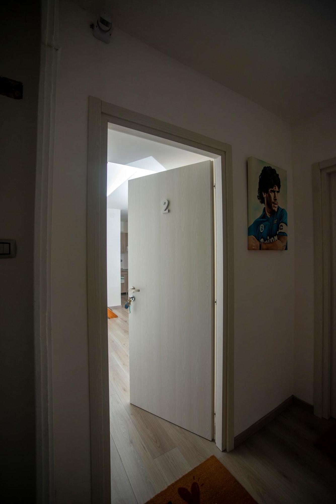 Na City Rooms เนเปิลส์ ภายนอก รูปภาพ