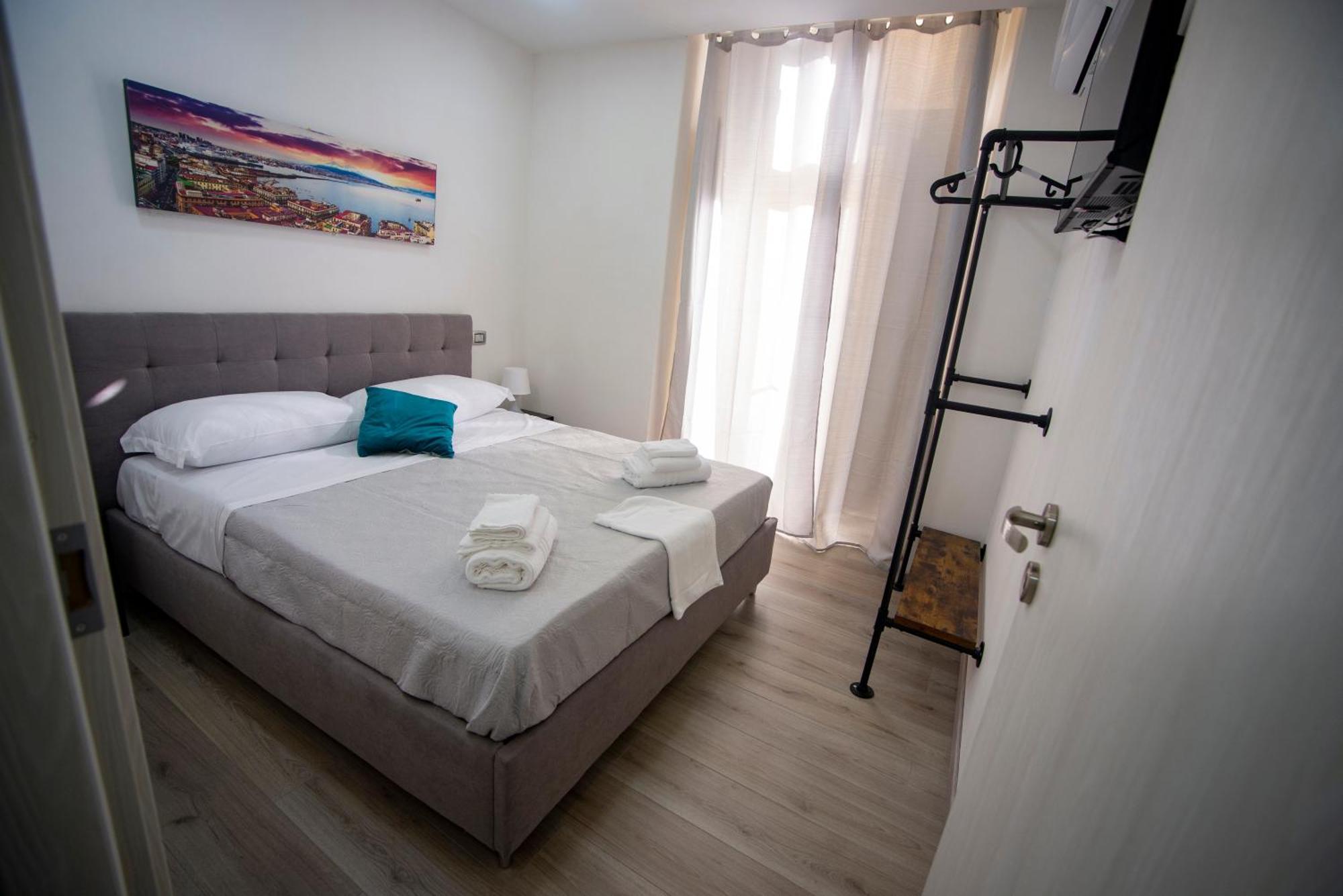 Na City Rooms เนเปิลส์ ภายนอก รูปภาพ