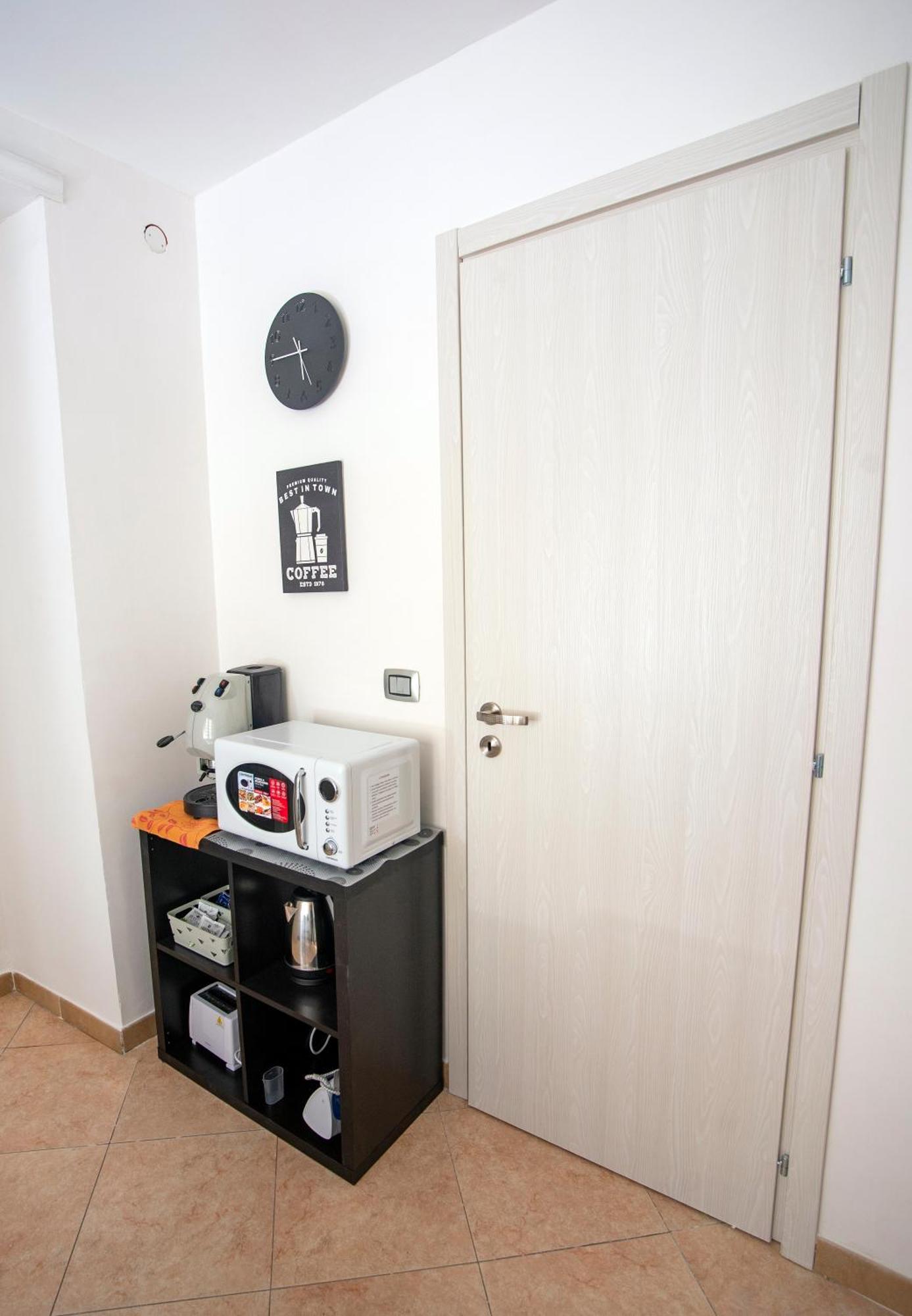 Na City Rooms เนเปิลส์ ภายนอก รูปภาพ