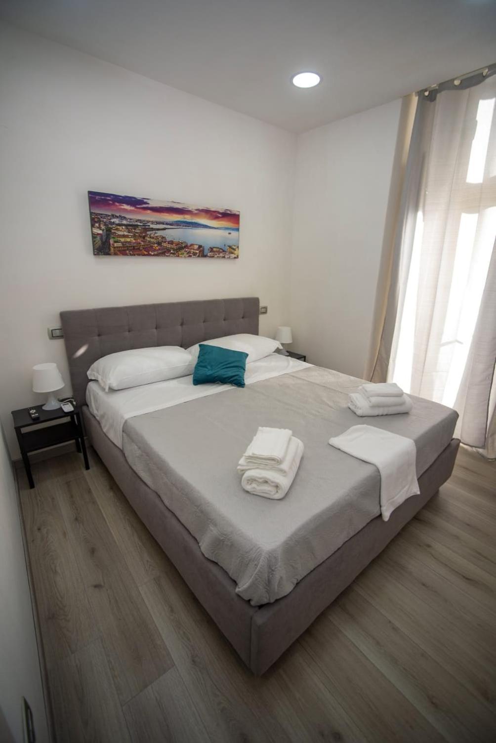 Na City Rooms เนเปิลส์ ภายนอก รูปภาพ
